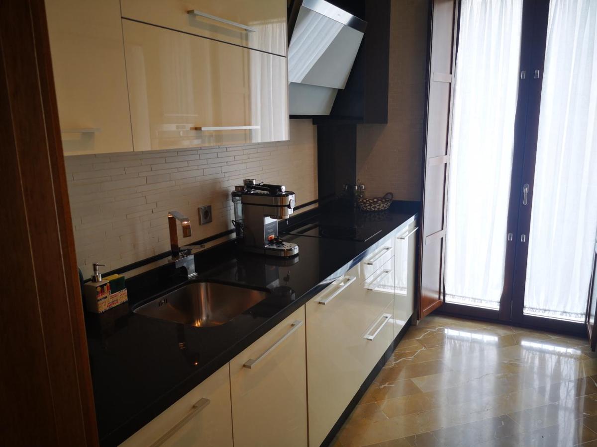 Luxury Apartment With Views To Alcazar, Cathedral And Giralda. Sevilla Exterior foto